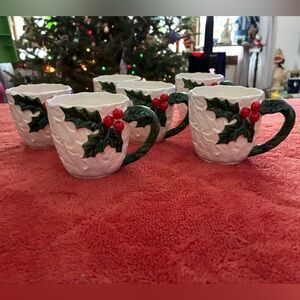 Vintage Lefton Holly Berry Christmas Mug / Tea Cups, Set of 6